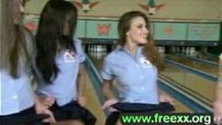 sexy girls doing naked bolling very sexy porn video